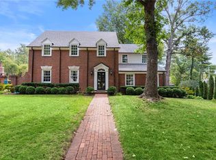 2001 W 61st Ter, Mission Hills, KS 66208