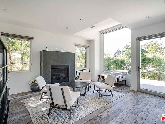 3rd image of 4184 Mildred Ave