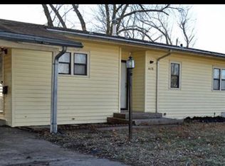 6630 SW Arborglade Ln, Topeka, KS 66619