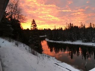 4724 Orchard Beach Rd, Cheboygan, MI 49721