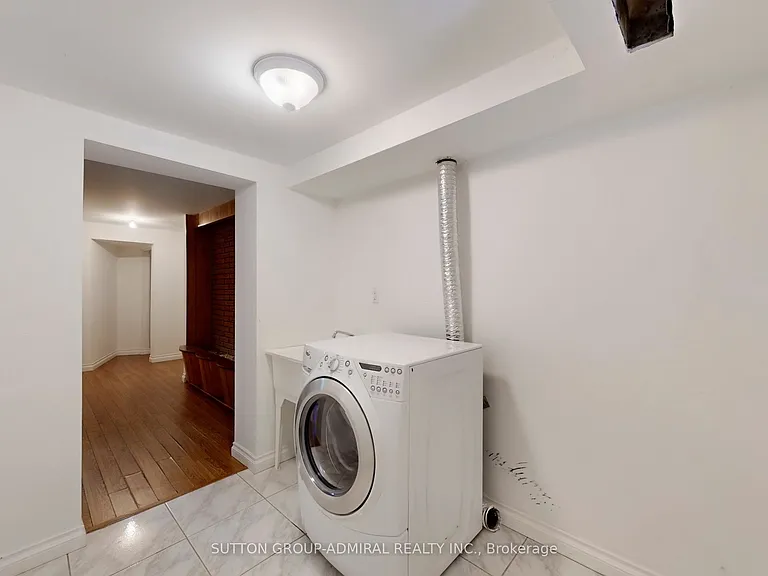 129 Crestwood Rd #BASEMENT — Photo 28