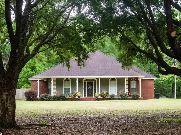 9673 Eagle Ridge Dr, Wilmer, AL 36587