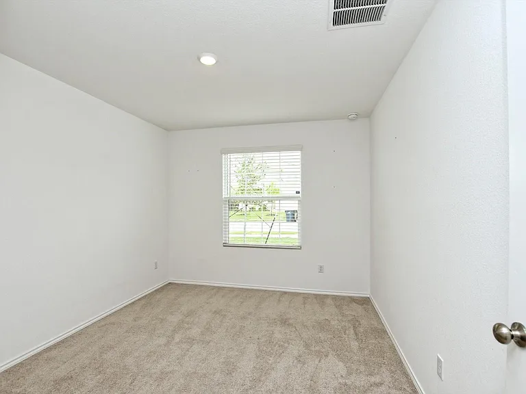 2108 Golden Grain Ln — Photo 18