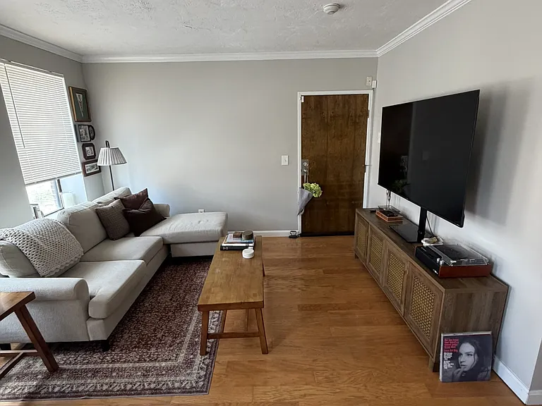 3 Cypress Rd #304 — Photo 3