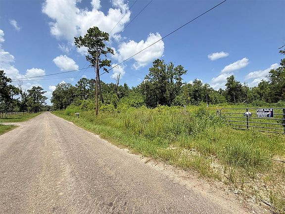 2nd image of 528 County Road 823