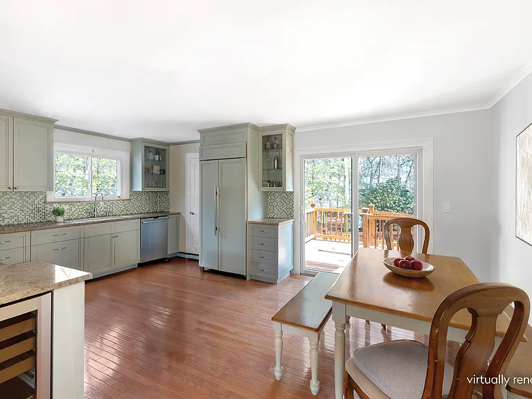 13 Diane Dr — Photo 6