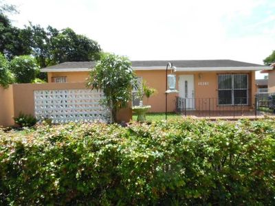 2910 NW 193rd St, Miami Gardens, FL, 33056