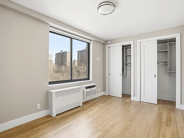792 Columbus Ave #7P — Photo 13