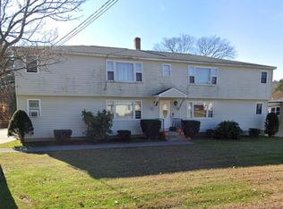 23 Quinebaug Rd APT 2L, Dudley, MA 01571