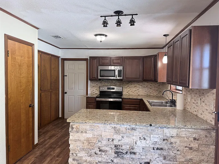 184 Affeld Ln — Photo 6