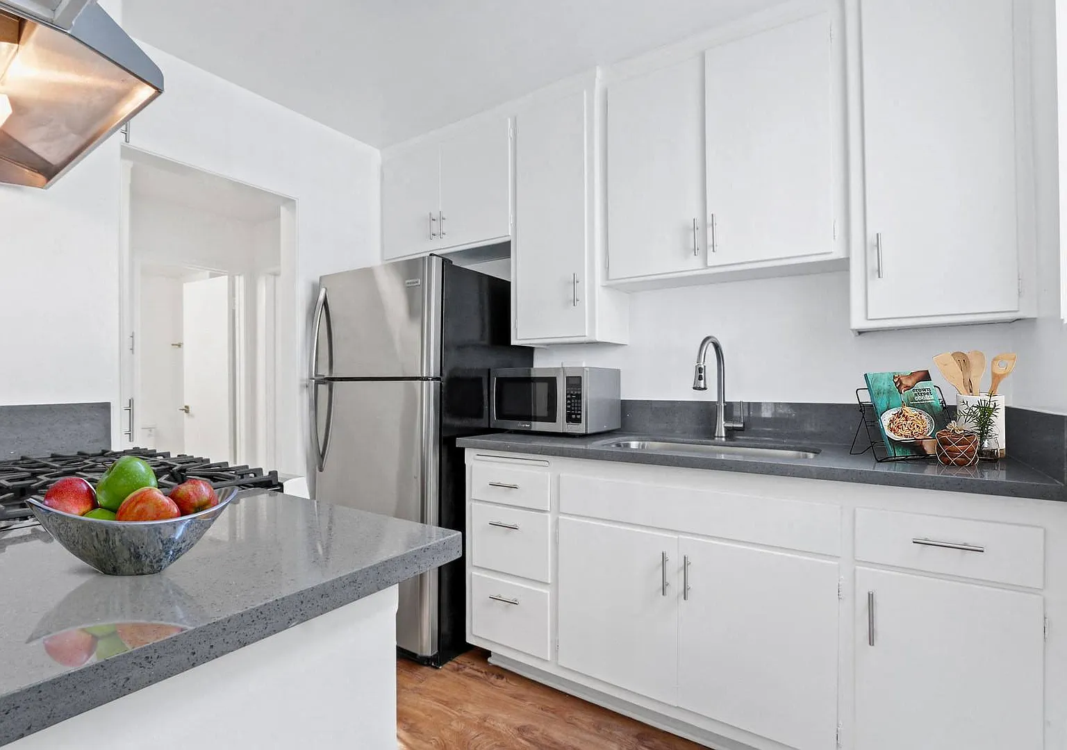 12317 Texas Ave — Photo 1