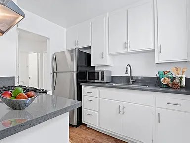 2 Bedroom, 1.5 Bath