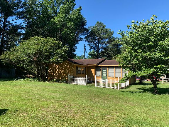 3rd image of 50 Rock Creek Dr
