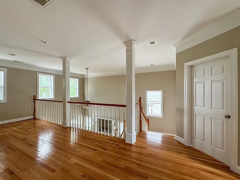 709 Kensington Park Rd — Photo 26