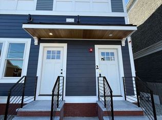 2 Beach Rd #2, Winthrop, MA 02152