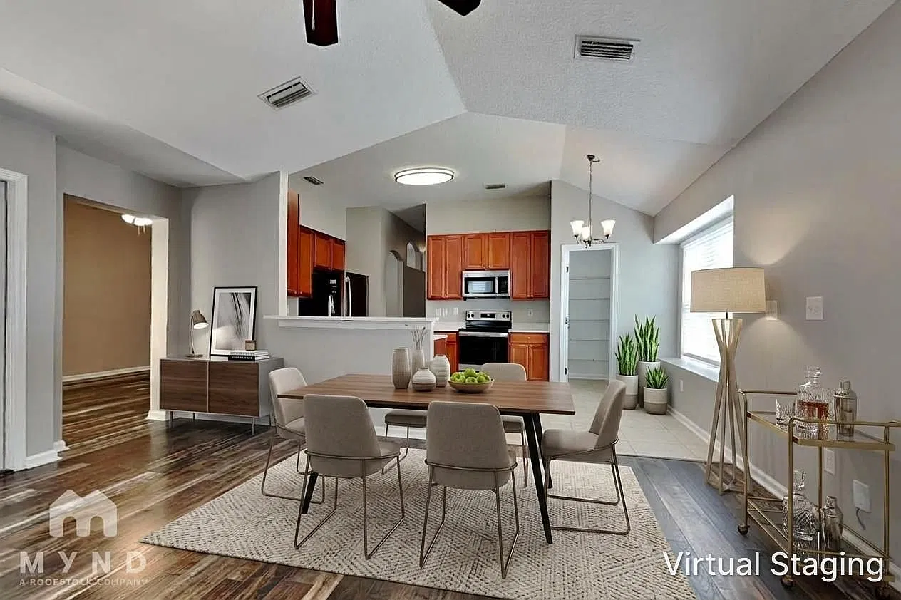 3 bed, 2.5 bath, 1860 sqft, $2,259 — Photo 3