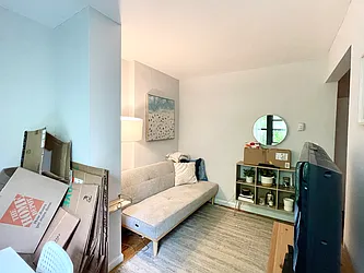 Rented by Living New York