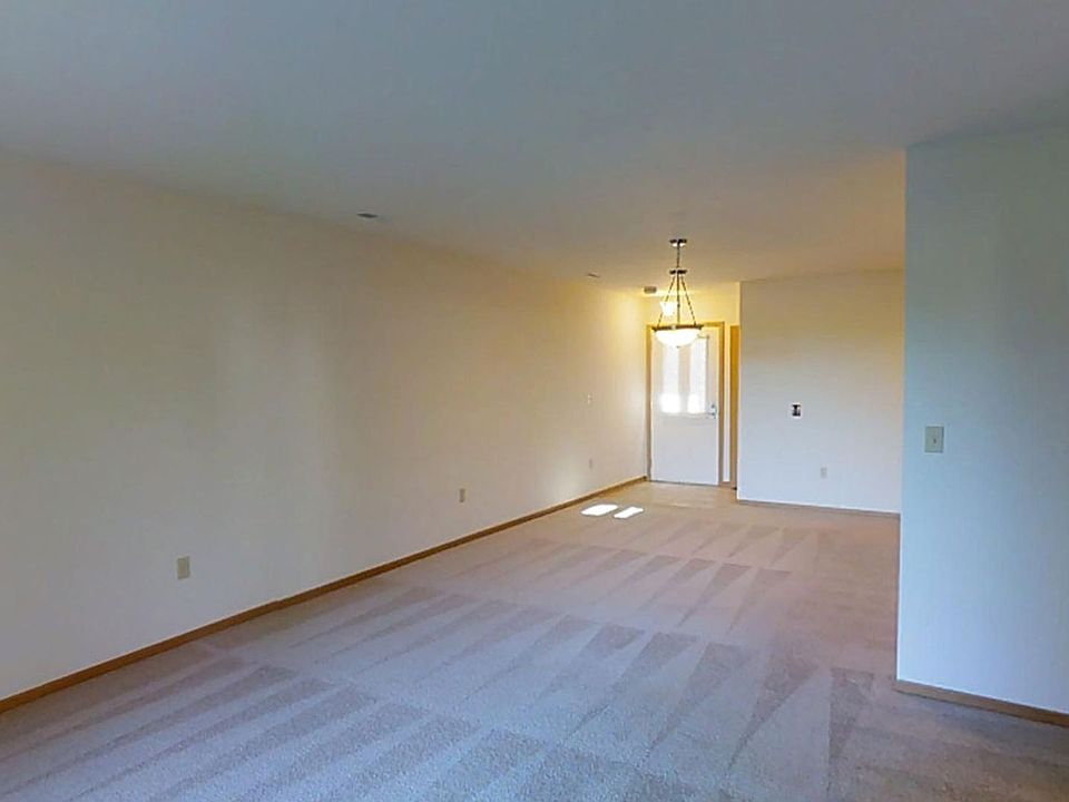 Gateway Apartment Homes, LLC 2783 Gateway Ave Hartford WI Zillow