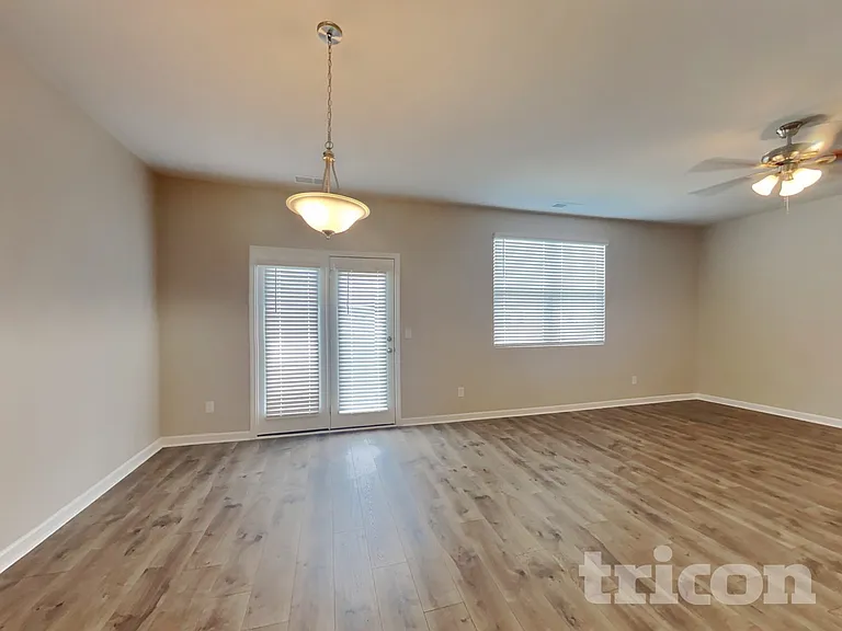 6941 Sunny Parks Dr — Photo 4
