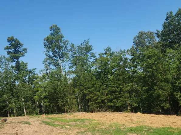 331 Blue Spruce Dr #11-11A, Martinsville, VA 24112