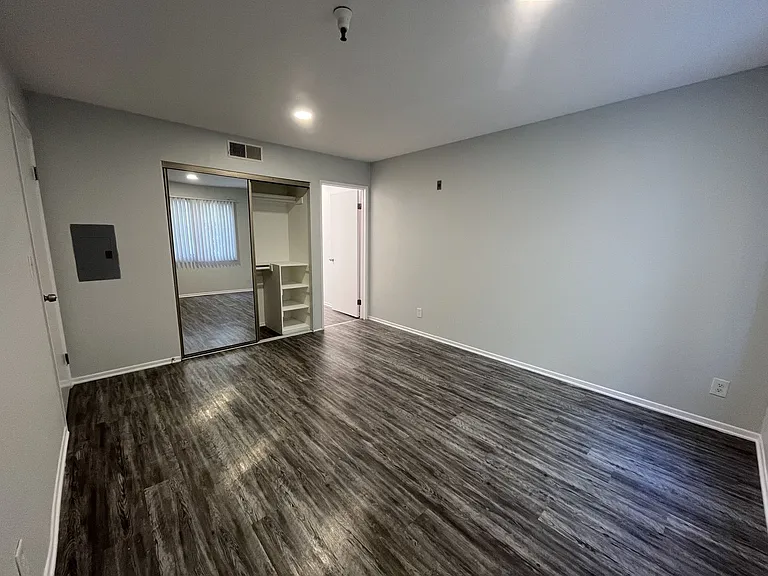 4378 Sepulveda Blvd — Photo 14