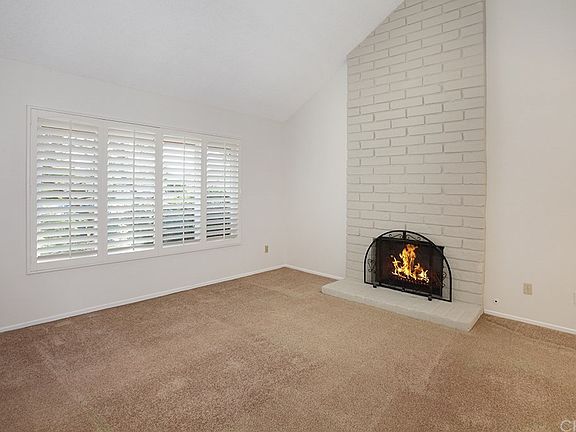 5th image of 23773 Pasatiempo Ln