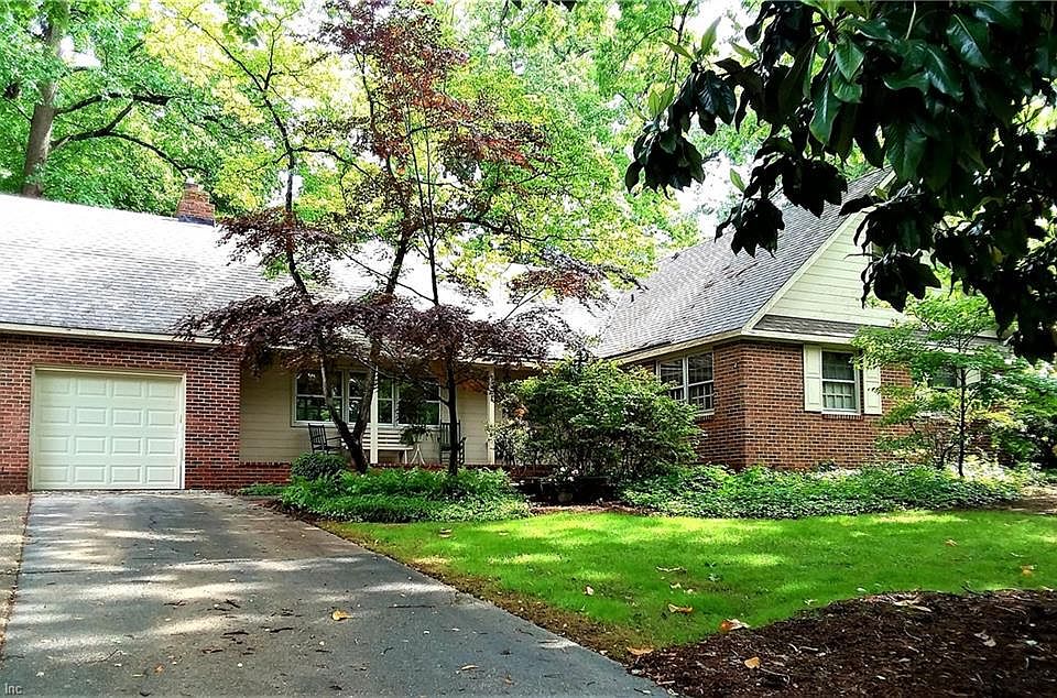 1st image of 535 Kerry Lake Dr