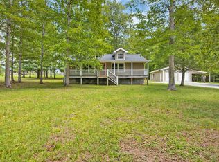 3158 Nashville Hwy, Lancing, TN 37770