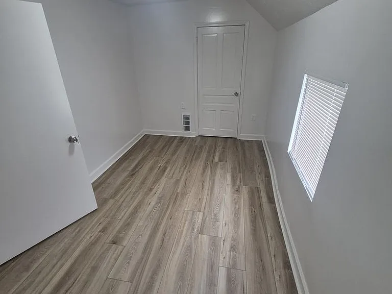 143 Kenton St — Photo 11