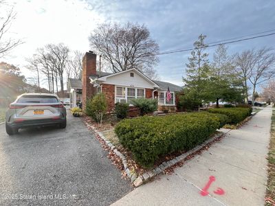 434 Huguenot Ave, Staten Island, NY, 10312