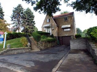 447 Wilson Dr, Pittsburgh, PA