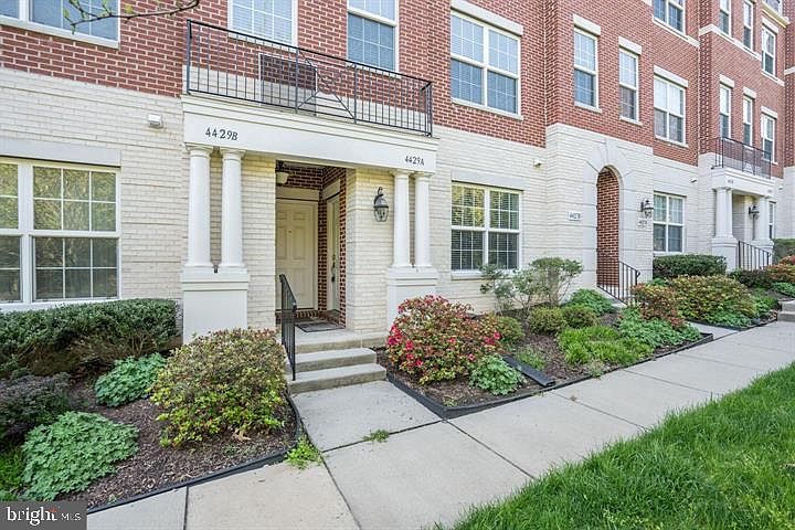 1st image of 4429A Beechstone Ln #A