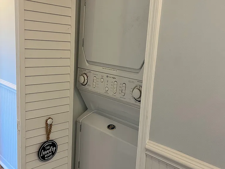 233 Jeb Stuart Dr — Photo 16