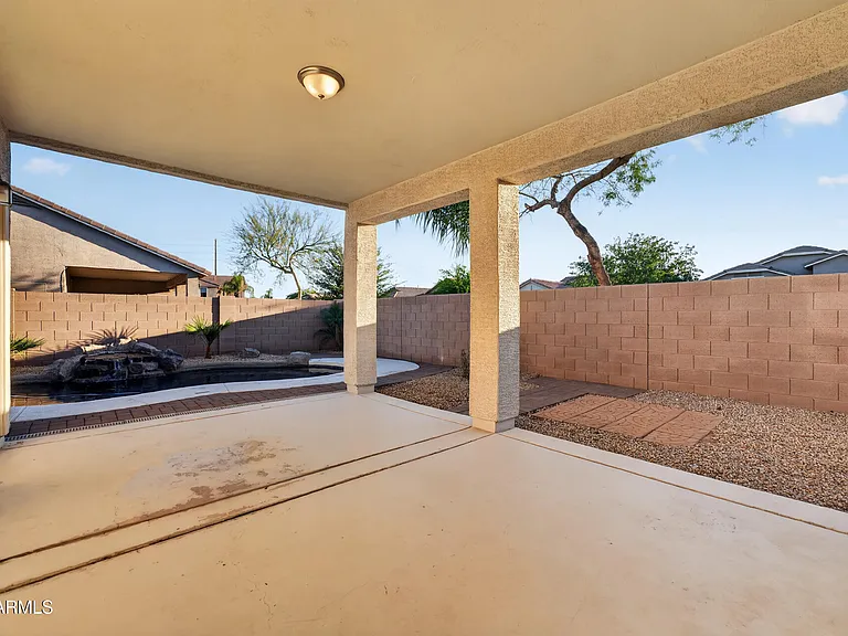 921 W Dana Dr — Photo 24
