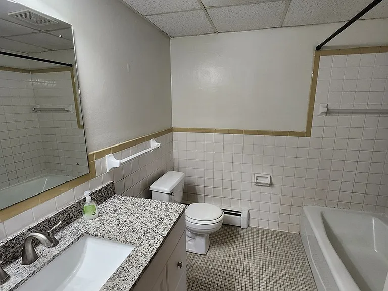 319 7th St N #72 — Photo 10