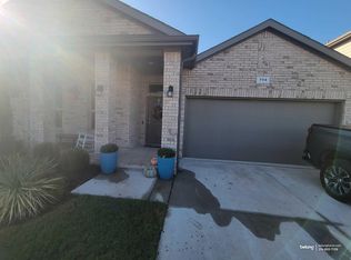 756 Finchley Dr, Justin, TX 76247
