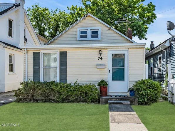 74 Seabreeze Way, Keansburg, NJ 07734