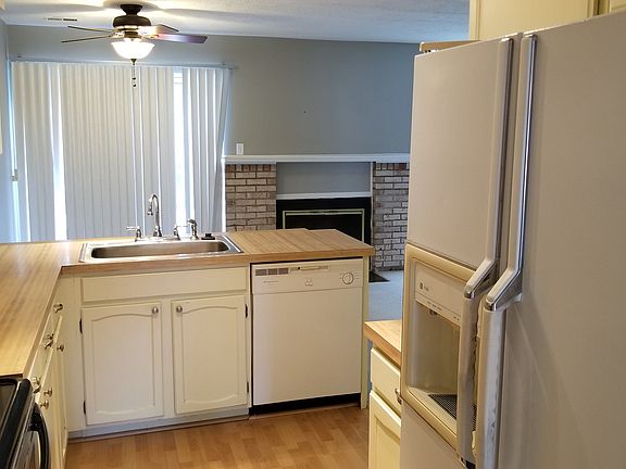 5th image of 2671 Williamsburg Cir #1