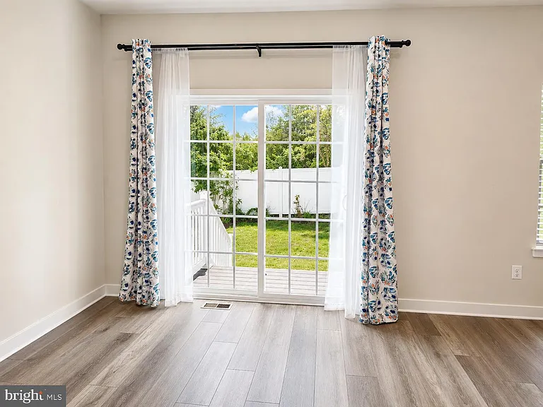 340 Paca Gardens Ln — Photo 23