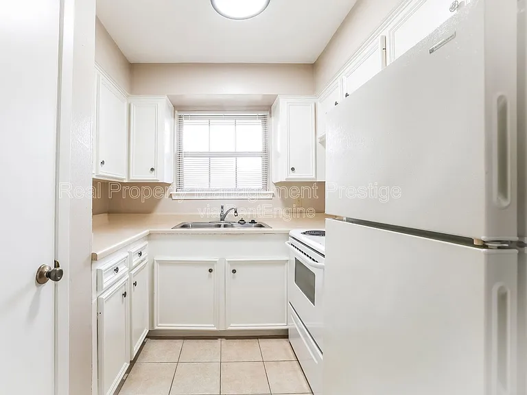 1523 Heights Blvd #3 — Photo 5