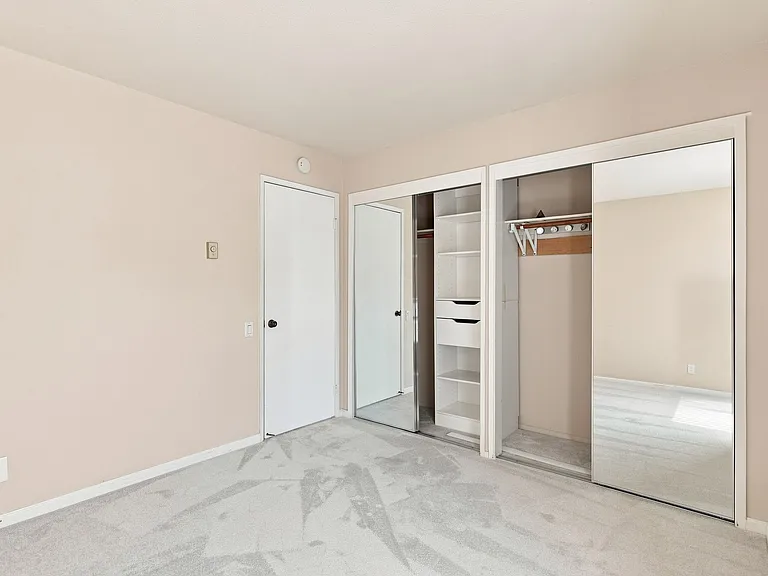 814 Balboa Ln — Photo 11