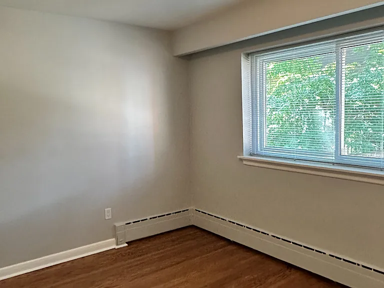 34 Rosewell Ave #1 — Photo 12