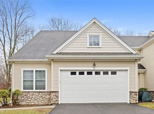 2 Brookview Cir #2, Bristol, CT 06010