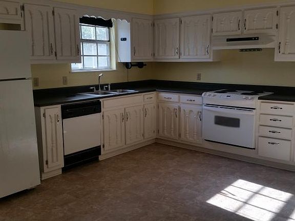 5th image of 112 Flowerwood Dr