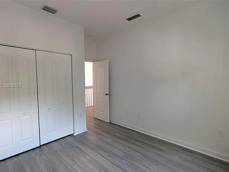 2151 NE 37th Ter — Photo 52