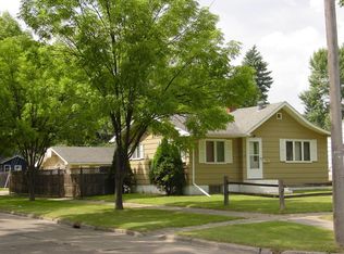1430 Cherry St, Grand Forks, ND 58201