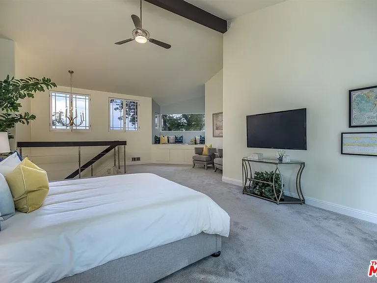 13480 Contour Dr — Photo 14
