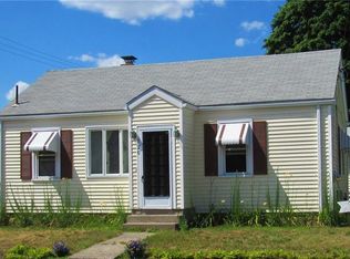 120 Harris St, Pawtucket, RI 02861