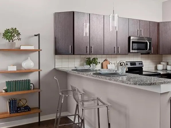 757 North Apartments