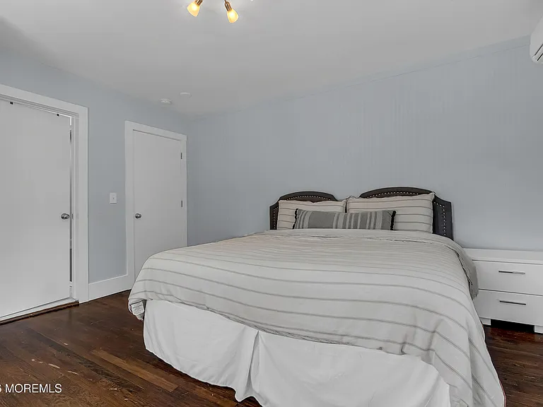 309 Cedar Ave — Photo 23